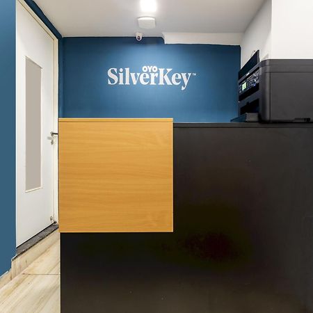 Silverkey Fusion Stays Indore Exteriör bild