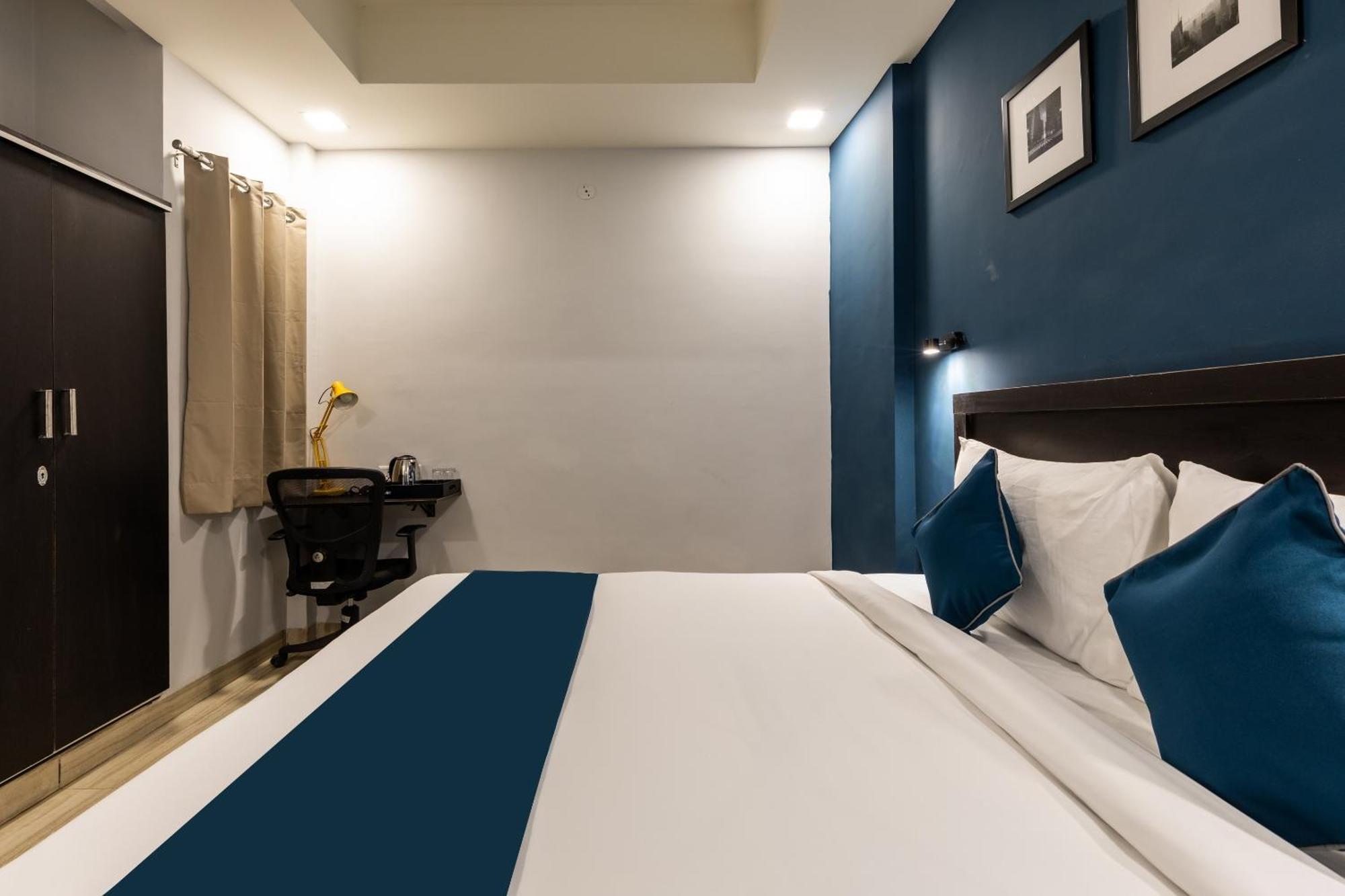 Silverkey Fusion Stays Indore Exteriör bild